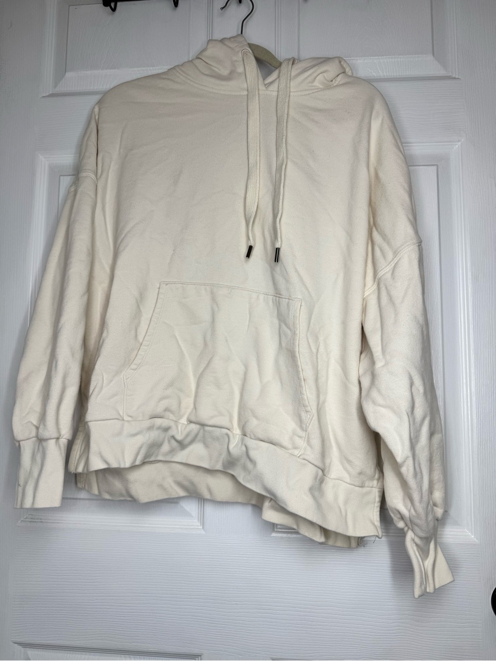American Eagle Cream Hoodie